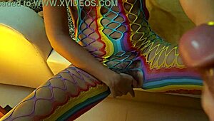 晚上近距离猛干毛逼内射😏