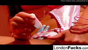 London keyes and capri casually play with candy nude