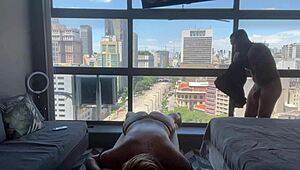 relaxando e gozando na rola do massagista tântrica jhonny gab sheer e red