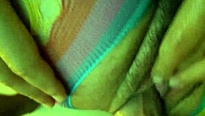 晚上近距离猛干毛逼内射😏