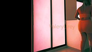 Omg, look at Valerygrey's sexy thick juicy ass on webcam! Want to see her masturbate?