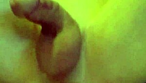 i love watching this smooth twink ride his big dildo solo