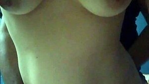 Parados y en su casa, playing with dildos and big cocks 😏