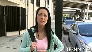 18岁辣妹Sabrina Banks紧逼为钱被猛钻