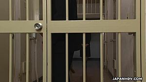 Javgate揭露日本女性监狱腔体搜查