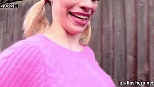 Heyy, this lassie just pissed herself before hopping on a bus!