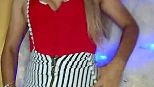 Hey, have you seen this gorgeous made-up travesti looking stunning?