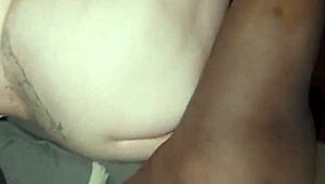 难以置信DrBlackJohnsonXXX巨屌颠覆拖车熟女硬核世界