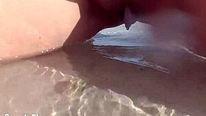 Curvy wife shaves smooth before peeing openly on a public beach