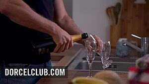 Sexy Threesome Action with Valentina Nappi and Ania Kinski in Lingerie