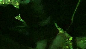 Girl out here masturbating a cock in the alley... public fun! 😏