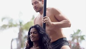 Oral Sex Master Andy Meets Indian Girl!