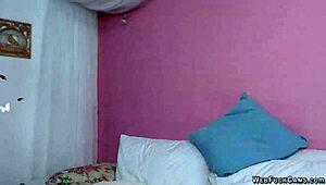 i'm this big tits amateur playing with my dildo and cummin' all over