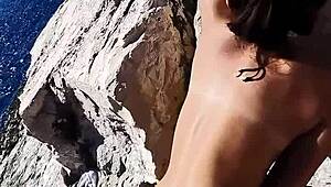 Quick Sex with Hot Teen 18+ on Public Beach in Thrilling POV Adventure
