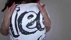 Big ass and tits shaking drive me wild