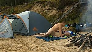 Desert Island Couple with Big Natural Tits in Voyeur Train Scene