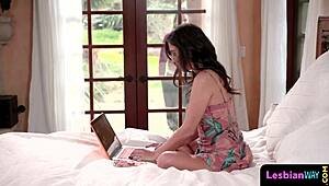 Big Tits Babe Seduces Nerdy Lesbian with Tribbing and Oral