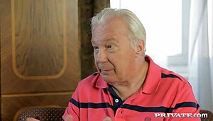 Check this! Exclusive private interview with hardcore Aletta Ocean 😍