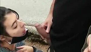 冒险热吹箫街头大胆公共动作