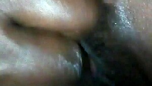 黑熟女曲线抹身体油狂揉