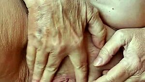 奶奶惊喜，想和继孙子来个性感小吃吗？