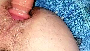 Soloboy Plays with Dildo on Webcam