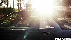 Vixen狡猾骗子Lulu和伙伴舔舐传教士和后入式操