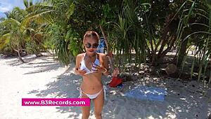 Outdoor Blowjob Turns Into Wild Thai Swingers Group Action