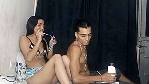 出轨继妹复仇骑继兄大屌后入猛干