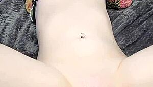 业余妹子近景POV被机器狂操