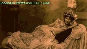 复古色情漫画暗示动漫中的隐藏欲望