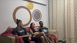 Meu Enteado e Amigo Me Pegaram pra DP, Caramba! 🔥