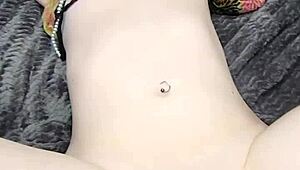 业余妹子近景POV被机器狂操