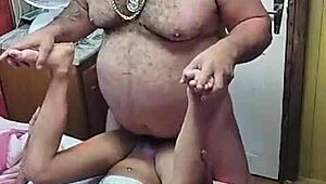 Young girl lets old man fuck deep 😍