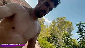 Day was so hot that being naked is better