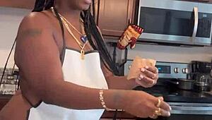 Making Banana Pudding With Natural Ingredients