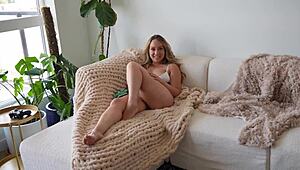 caught my slutty roommate remy lacroix fingering herself