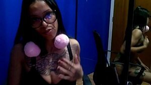 Anjinha Sensualizing In Front Of The Mirror, Touching Herself With Passion