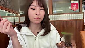 瘦白妹首POV内射高潮喷