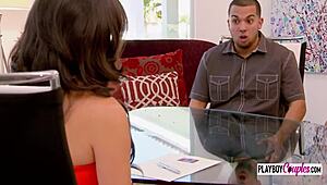 Unreal! Swinger guys oil up ladies’ big asses for steamy foreplay!