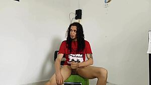 Madrastra Catches Hijastro Masturbating, HELPS HIM CUM FAST