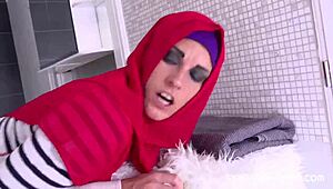 Holy! Curvaceous Muslim Goddess Shows Off Skills with Czech Babe in Hot Scene