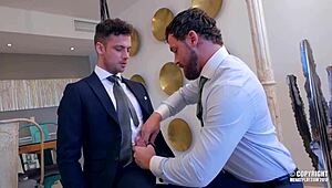 i'm makin it big with my gay roommate in the dorm