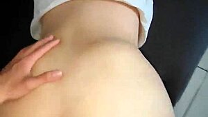 我女友让我操她闺蜜卡拉 第1部分