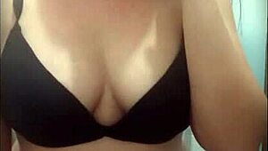 Spying on Sexy Argentine Teacher Peeing During Mexico Trip