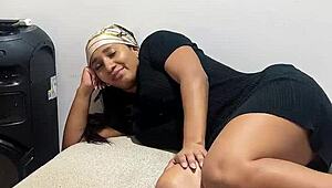 OMG, Step-Uncle Bangs Innocent Niece at Home!