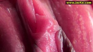 看这独家日本模特女同肛交动作！