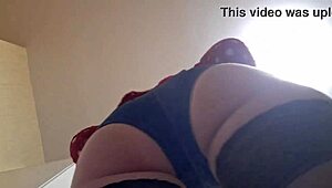 Worship Elza Kom's Tight Asshole