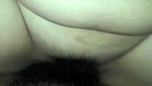 越南辣妹每晚生猛亚洲无套狂干床上停不住