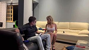 hey gatitaveveve, wanna strip and spank with me? this blonde latina pornstar loves colombian cocks!